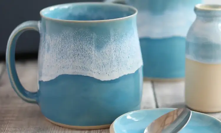 Mug keramik, Sumber: glosters.co.uk