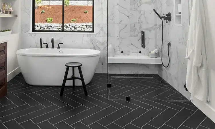 Lantai kamar mandi tidak boleh pakai material logam, Sumber: pellakconstruction.com