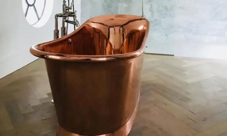 Pilihan bathtub dari tembaga, Sumber: williamholland.com