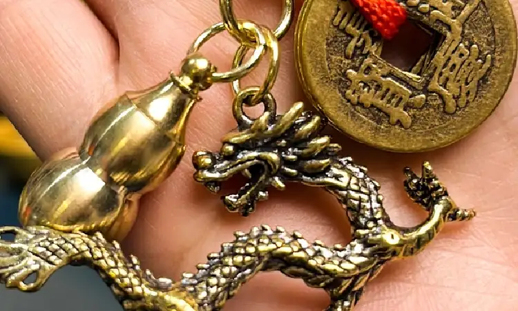 Gantungan kunci kuningan, Sumber: alicdn.com