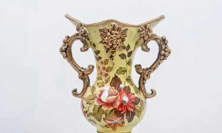 Guci desain bunga klasik, Sumber: tokopedia.com