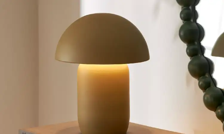 Mushroom Spot Table, Sumber: johnlewiscontent.com